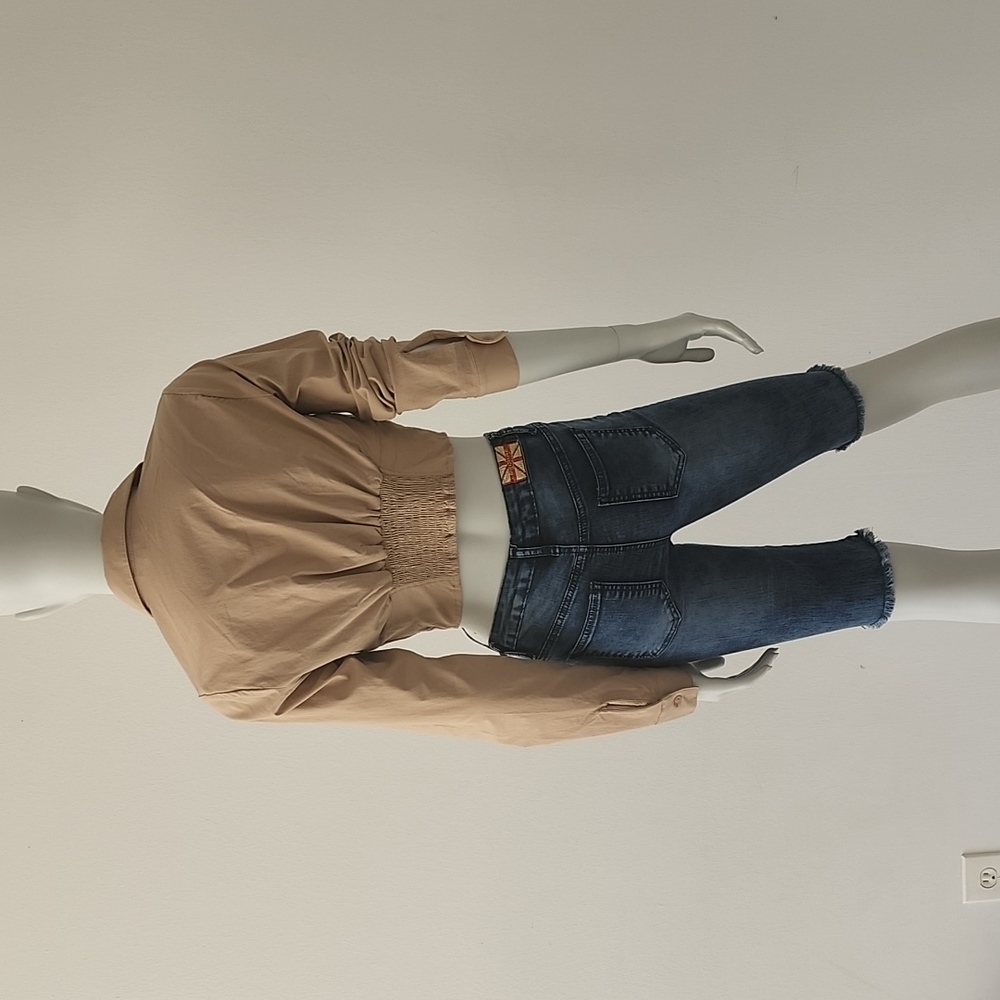 Denim Bermuda Short Sizes: Various - Picture 5 of 5